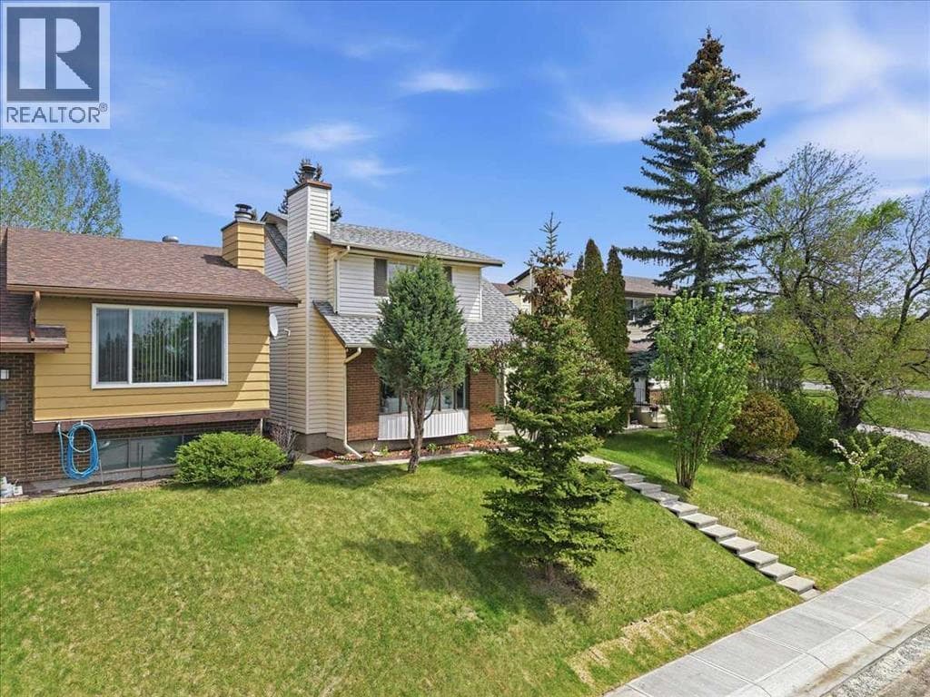 148 Edgedale Way NW — photo 2