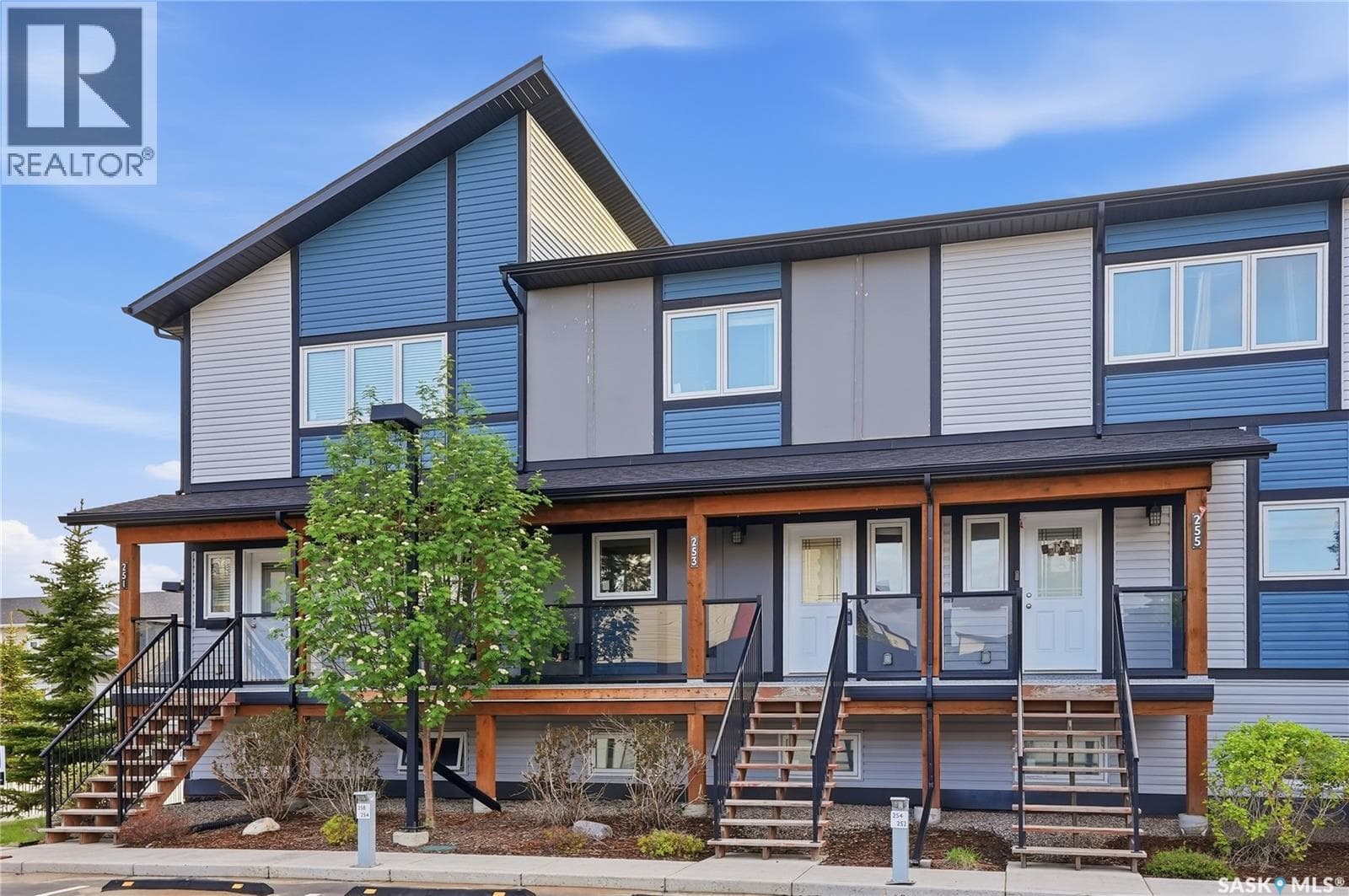 253 250 Akhtar BEND