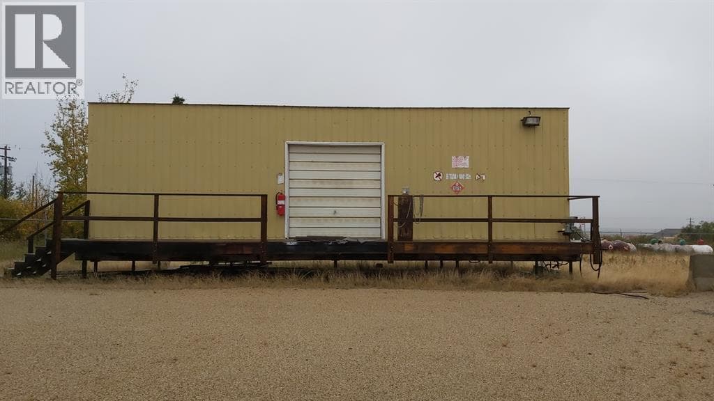 4810 & 4812 37 Avenue — photo 5