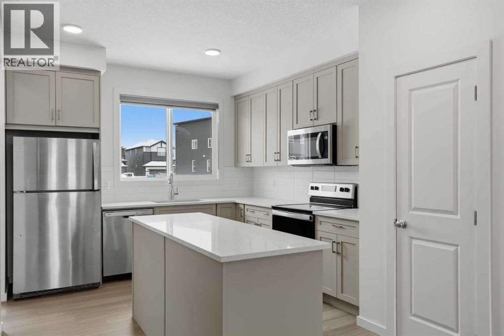 49 Belmont Drive SW — photo 5