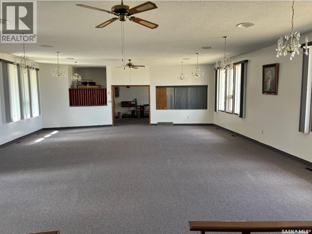 402 Wheaton AVENUE — photo 4