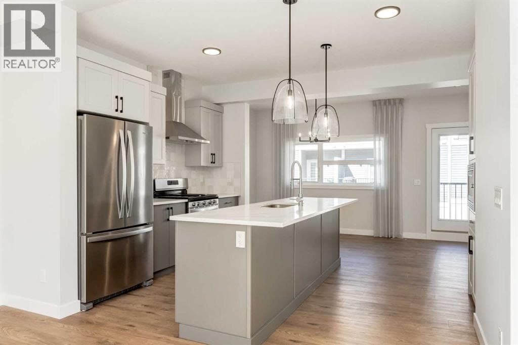 121 Walden Lane SE — photo 4