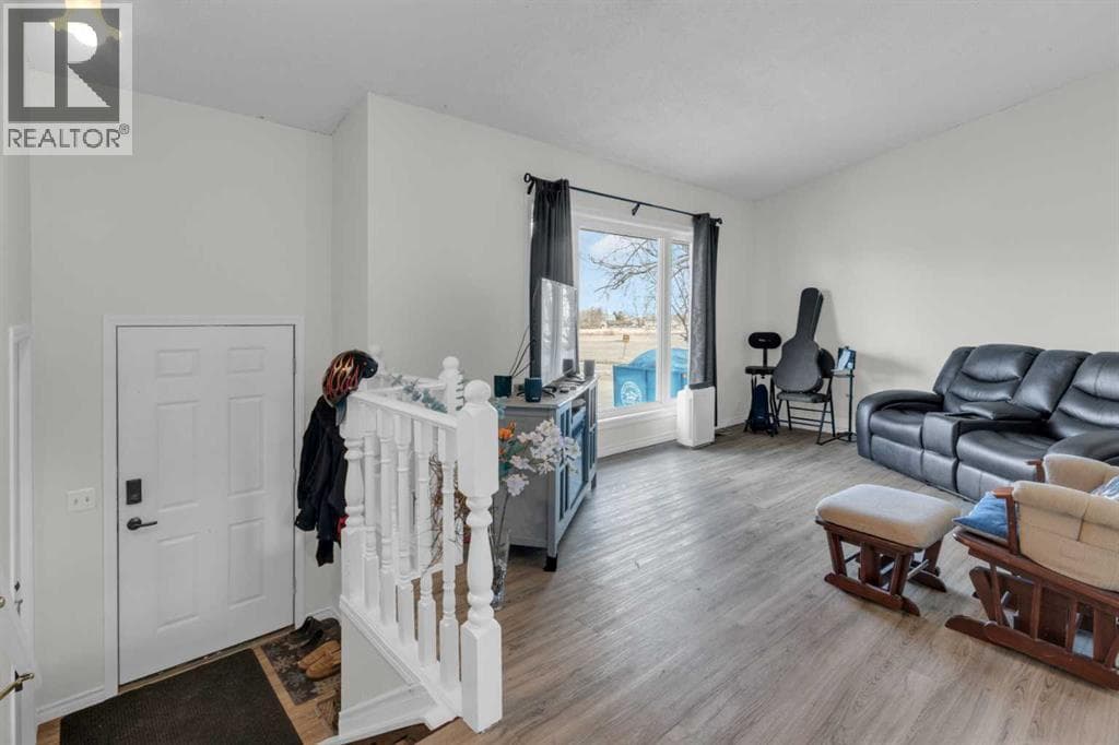 23 Beaver Place — photo 2