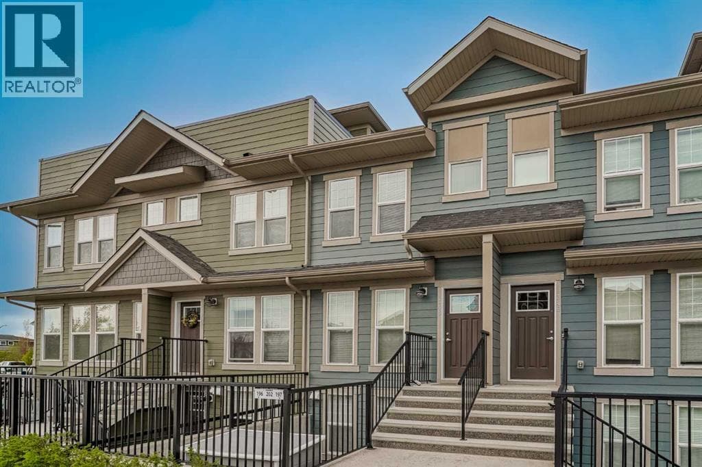 348 Cranbrook Square SE — photo 3
