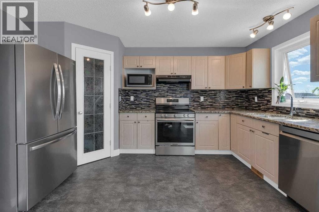 111 Arbour Meadows Close NW — photo 4