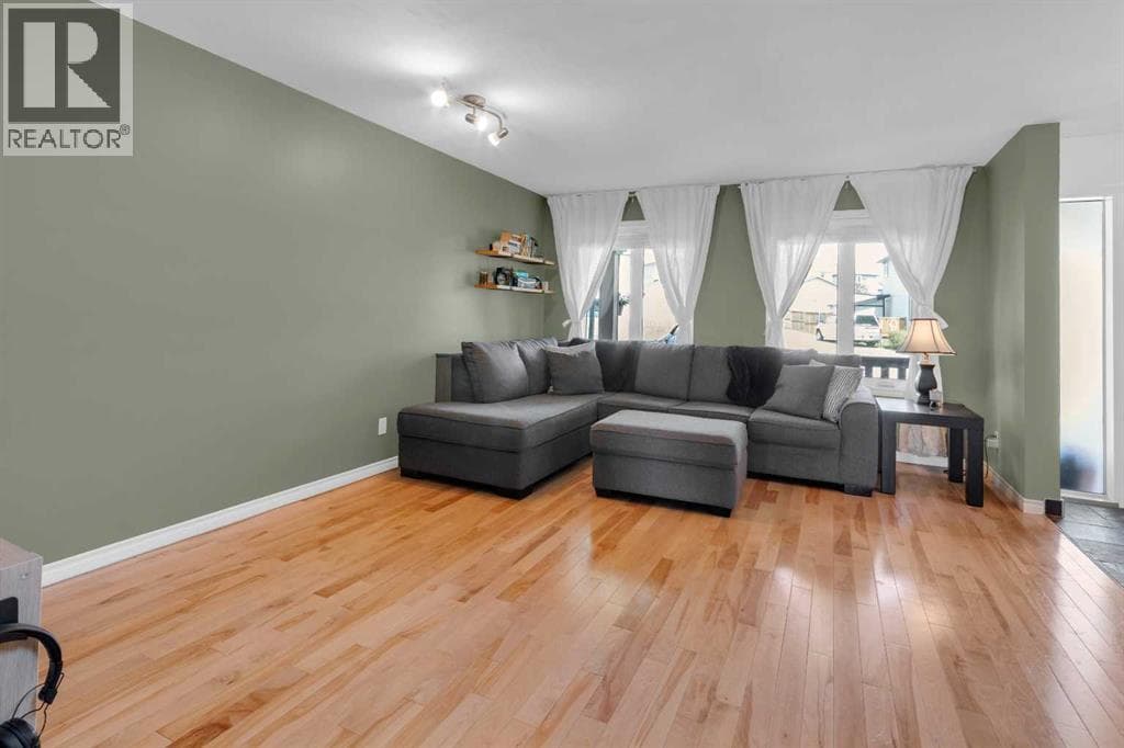 111 Arbour Meadows Close NW — photo 5