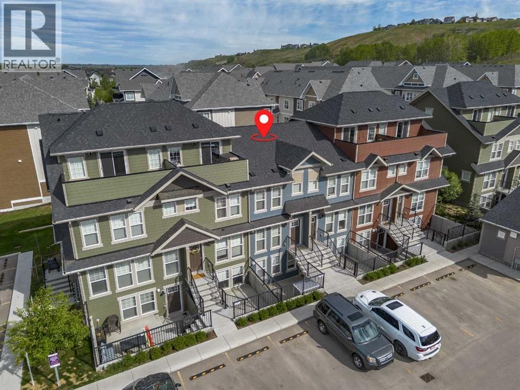 348 Cranbrook Square SE — photo 5