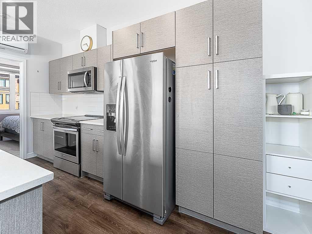 1202, 80 Greenbriar Place NW — photo 3