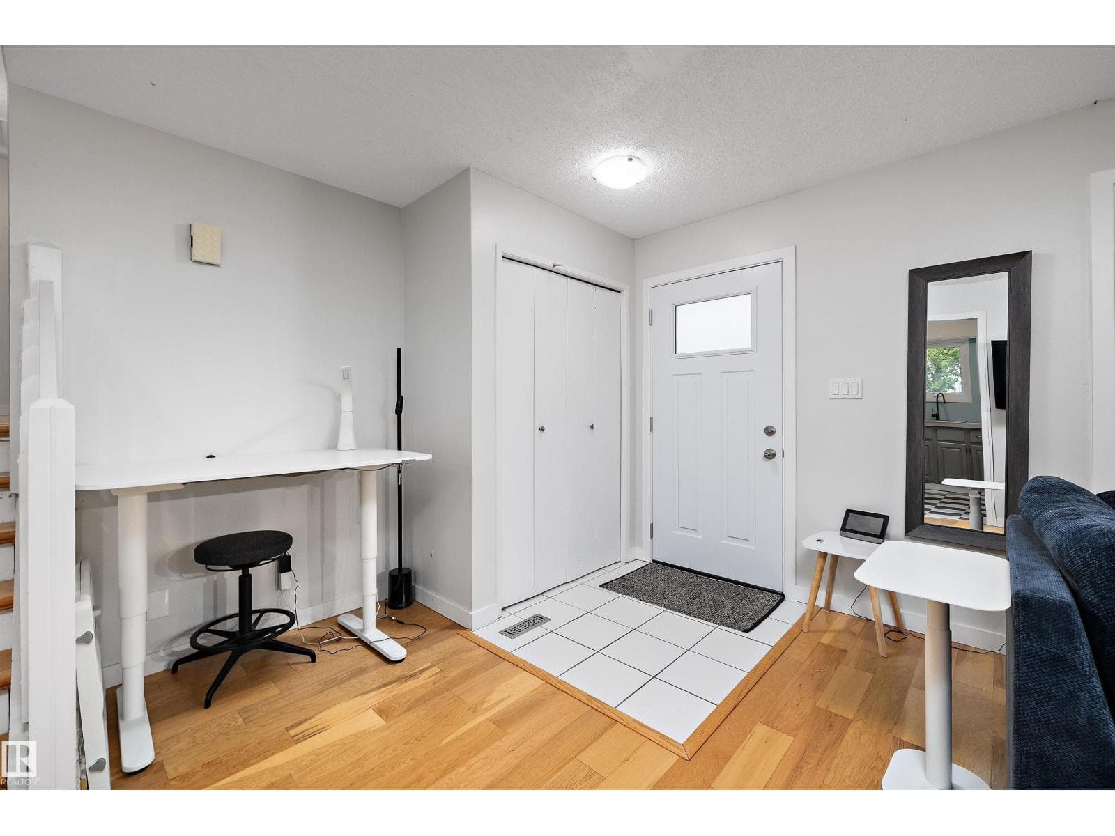 52 ALEXANDER DR — photo 4