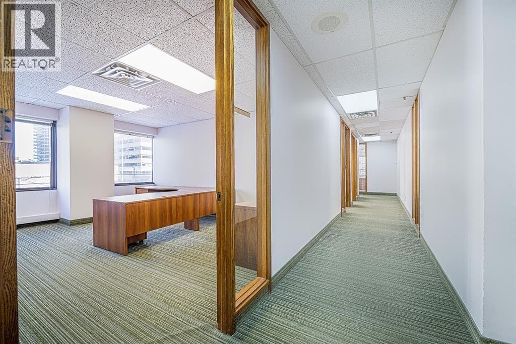 201, 1100 8 Avenue SW — photo 4