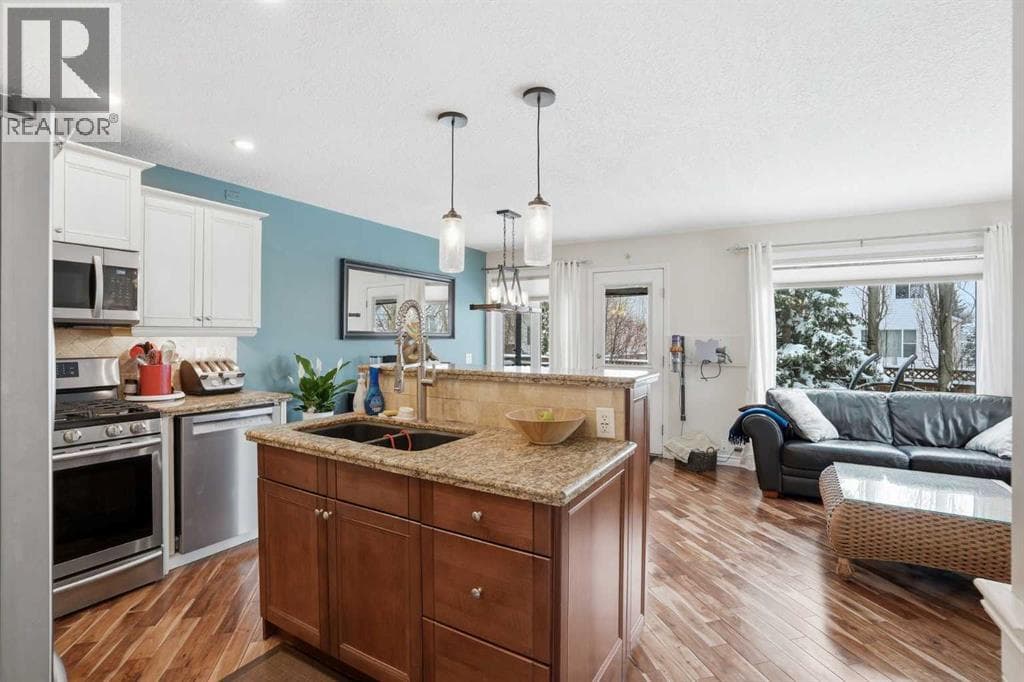 161 Douglas Glen Heath SE — photo 4