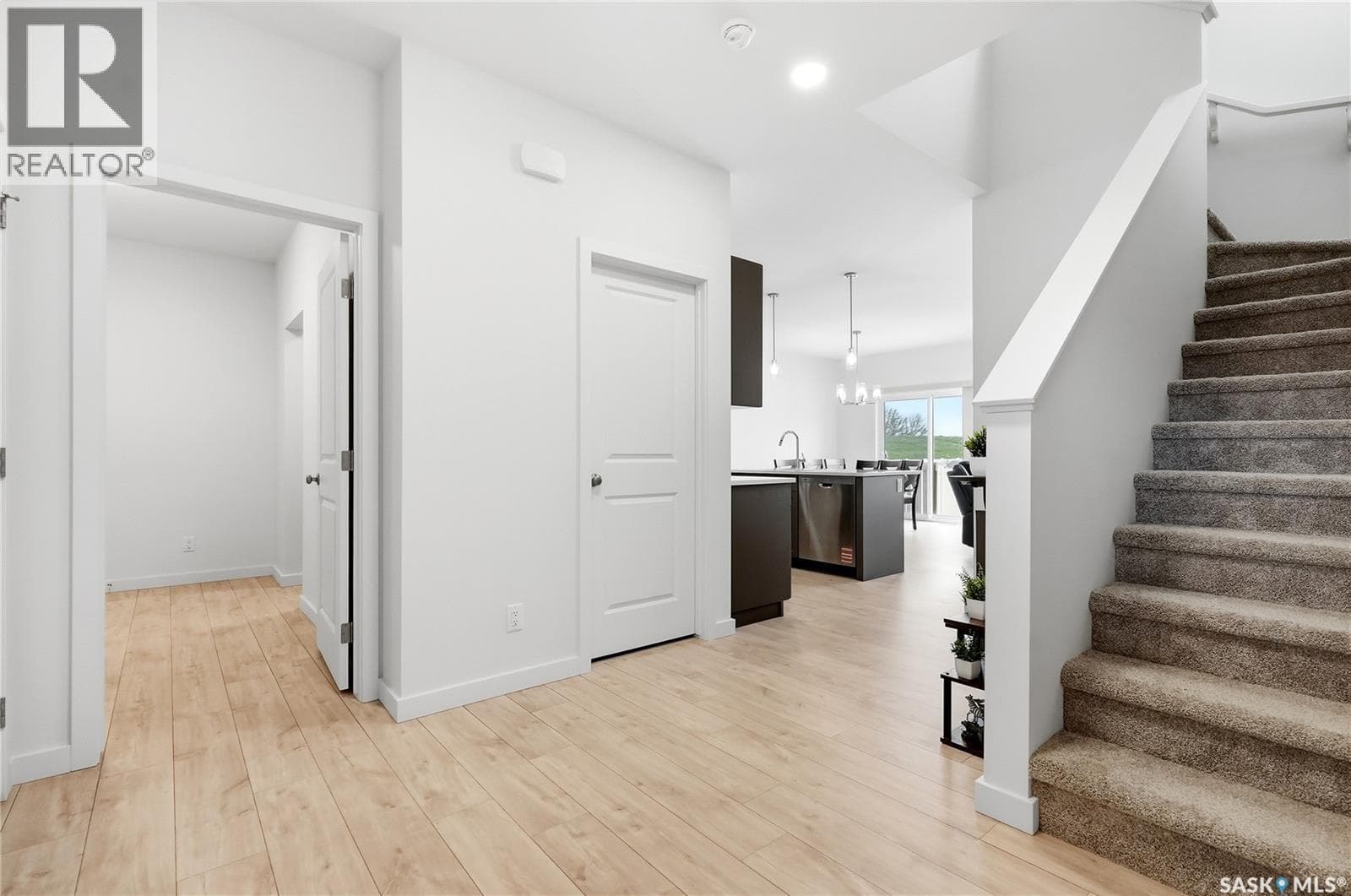 246 Katz COURT — photo 4