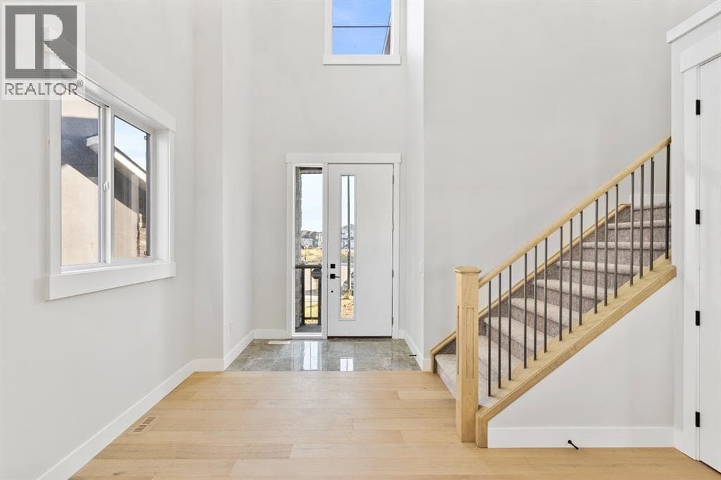 215 Kinniburgh Place — photo 3