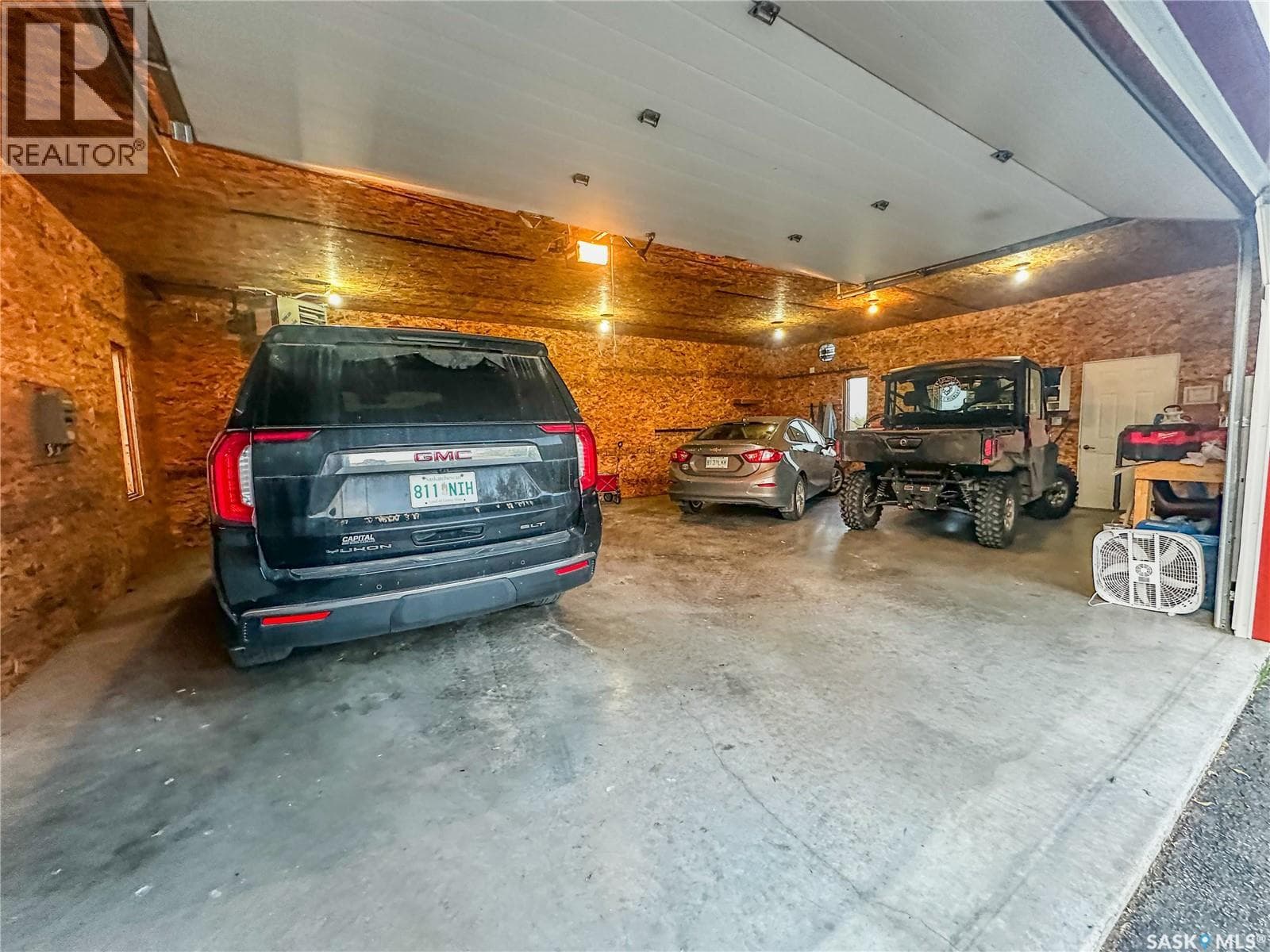 Modern Turn Key 15 Acre Farm — photo 4