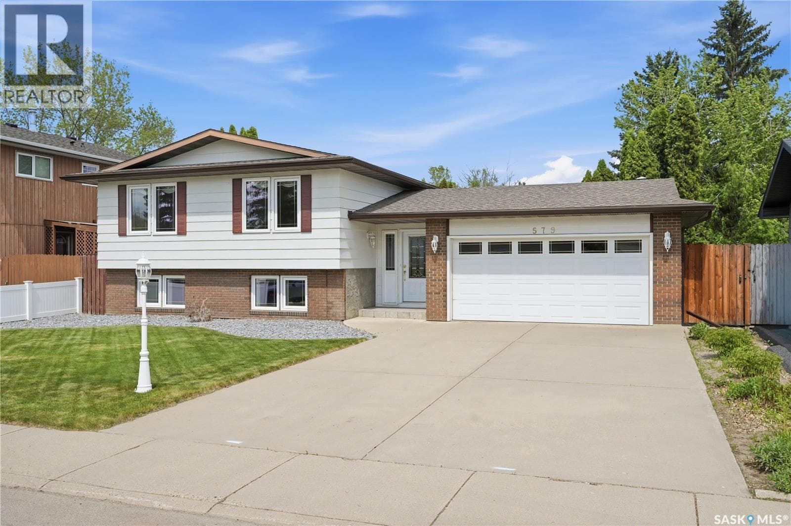 579 Tobin CRESCENT