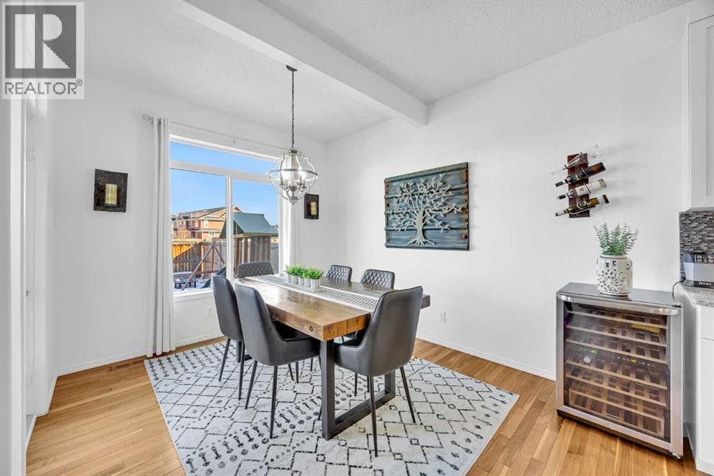 30 Cranarch View SE — photo 4
