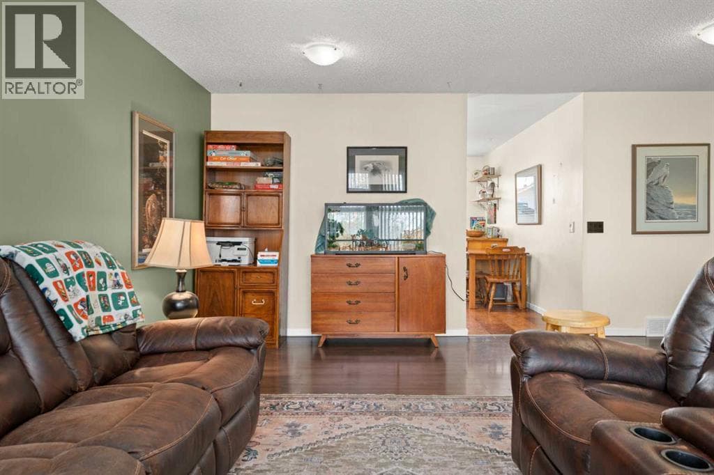 75 Bedford Drive NE — photo 5