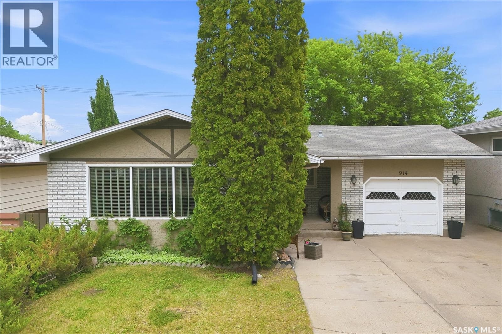 914 Trotter CRESCENT