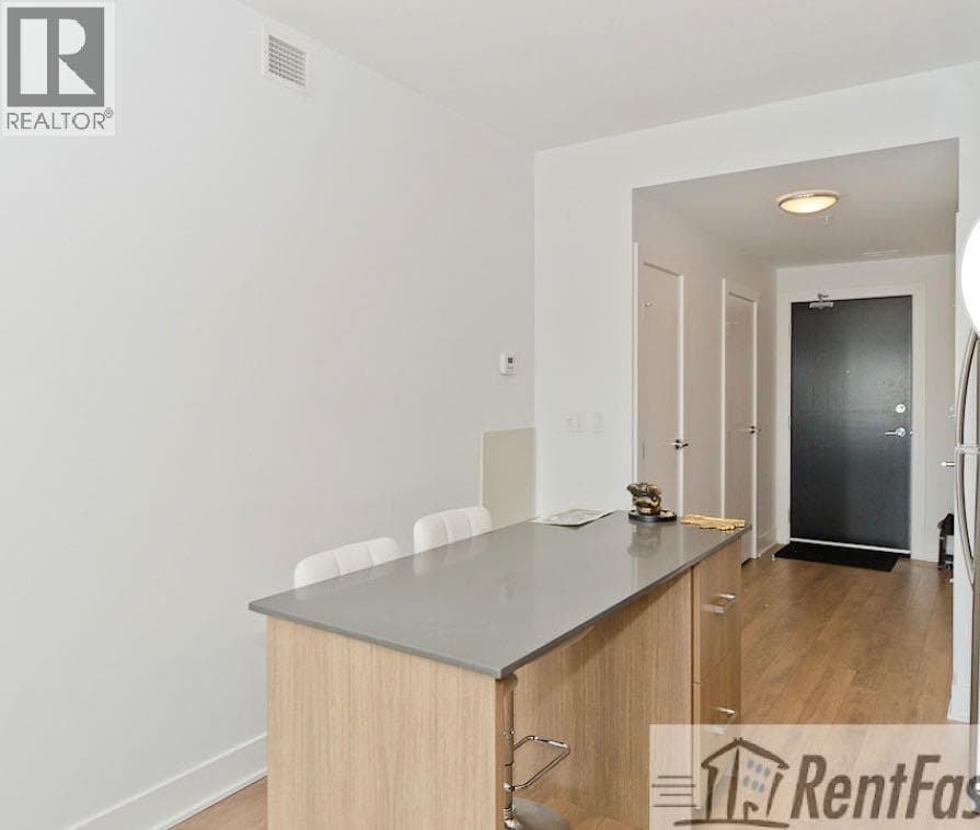 809, 550 Riverfront Avenue SE — photo 5