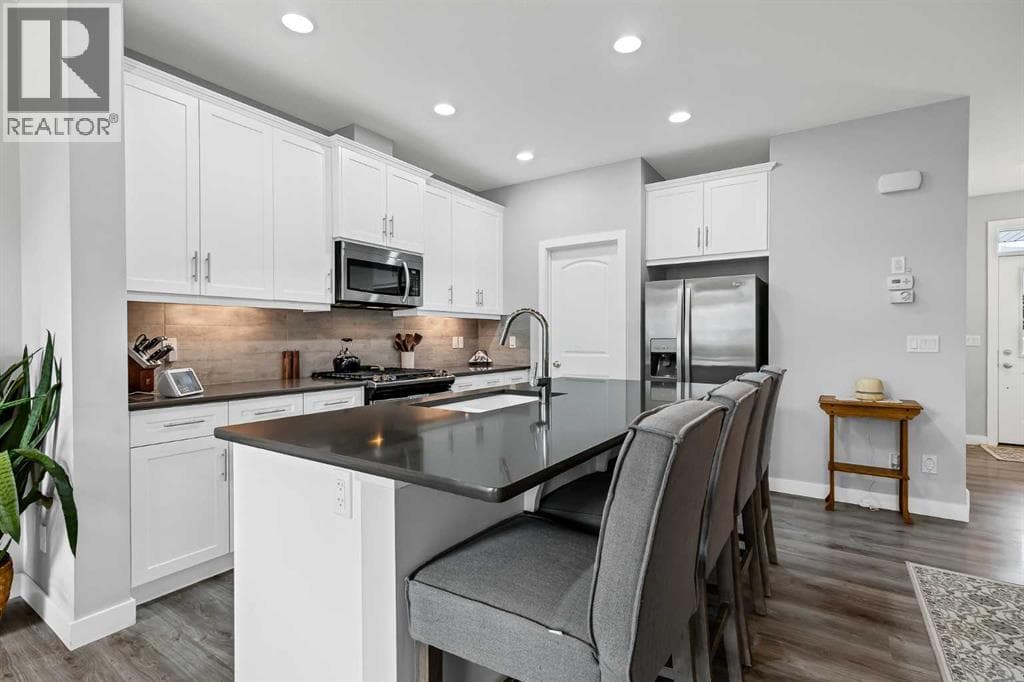 565 Midtown Street SW — photo 5