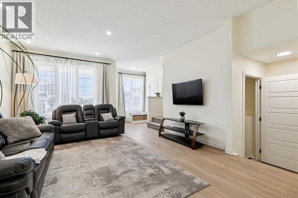 87 Setonstone Landing SE photo 7
