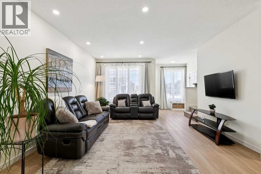 87 Setonstone Landing SE photo 6