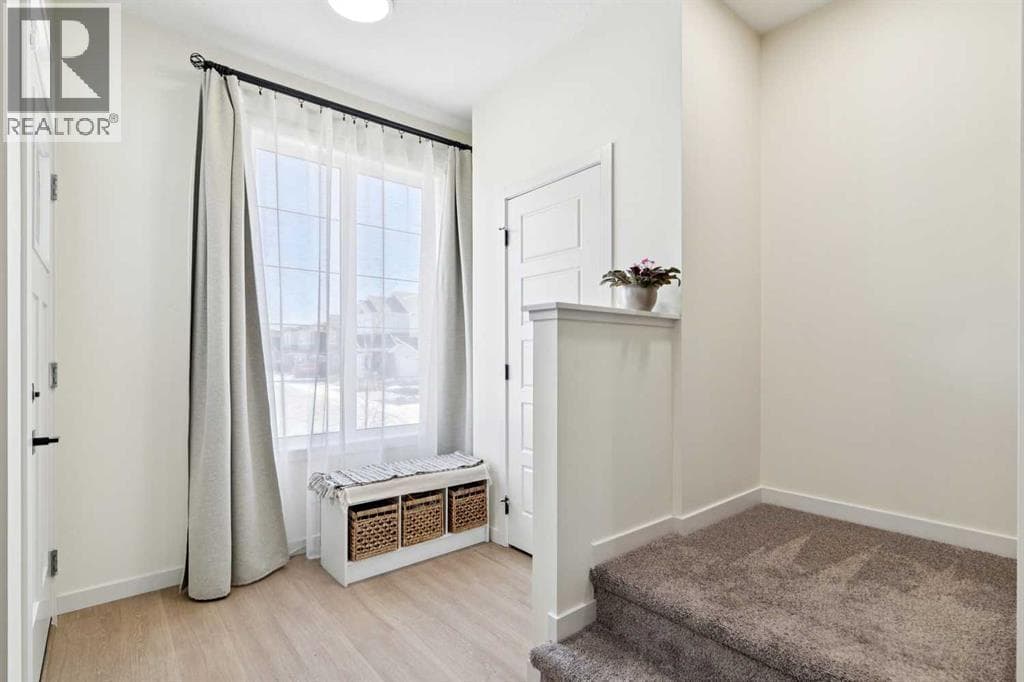 87 Setonstone Landing SE photo 3