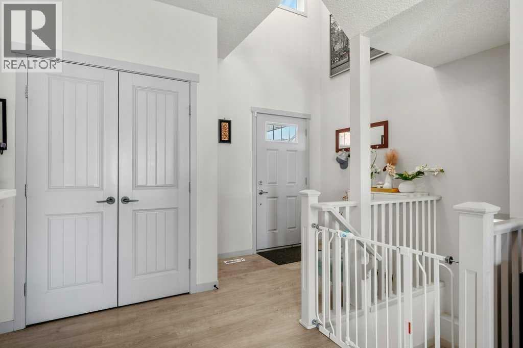 94 Copperpond Street SE — photo 3