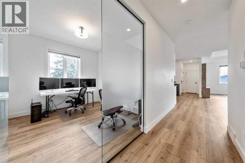 23 31 Avenue SW — photo 5