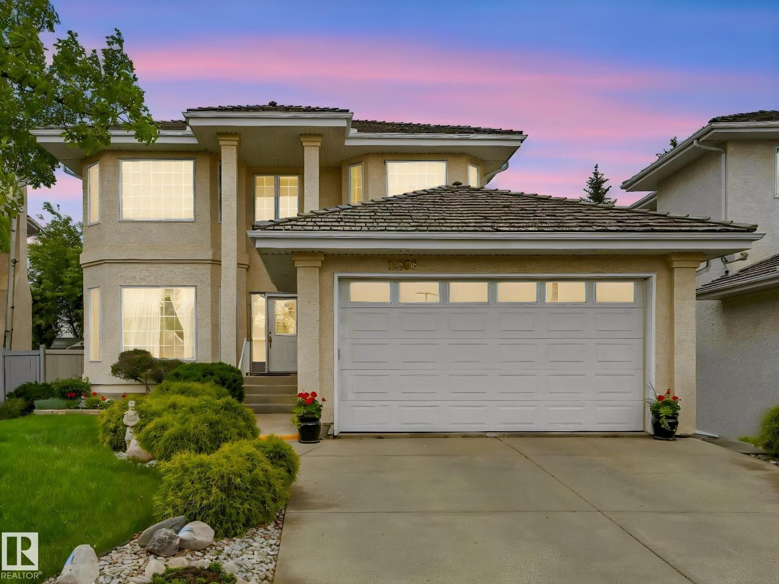 11568 15 AV NW