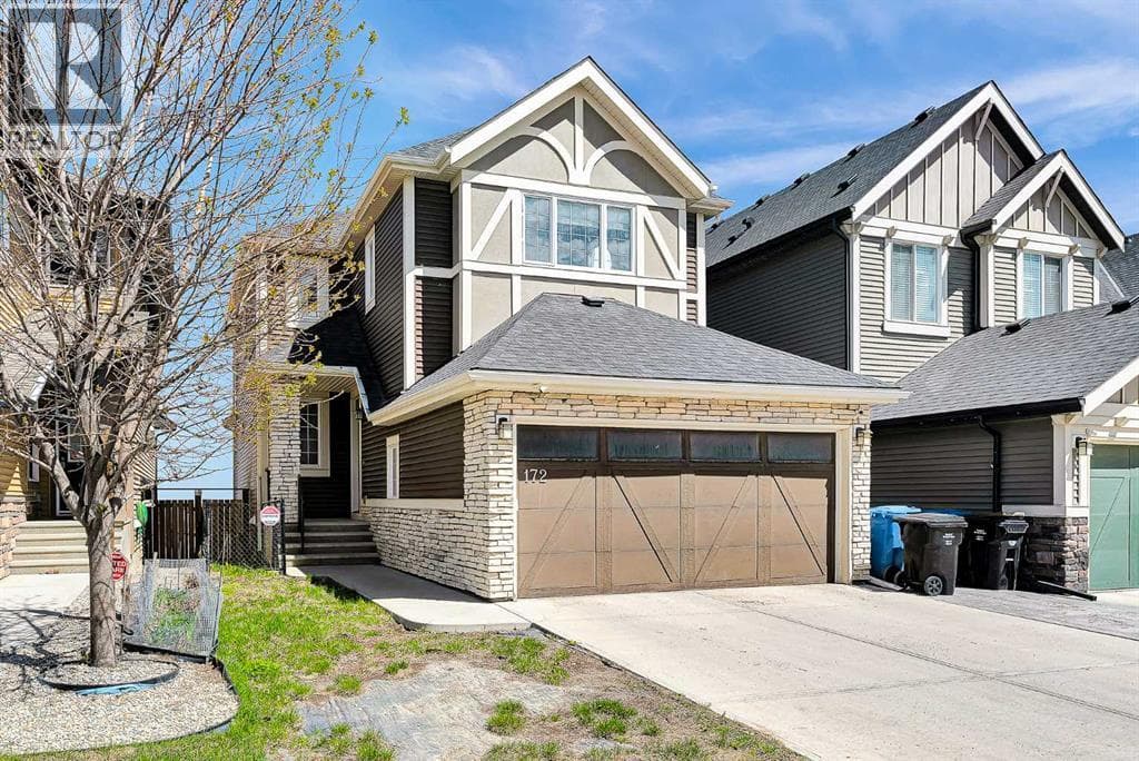172 Sherwood Square NW — photo 2