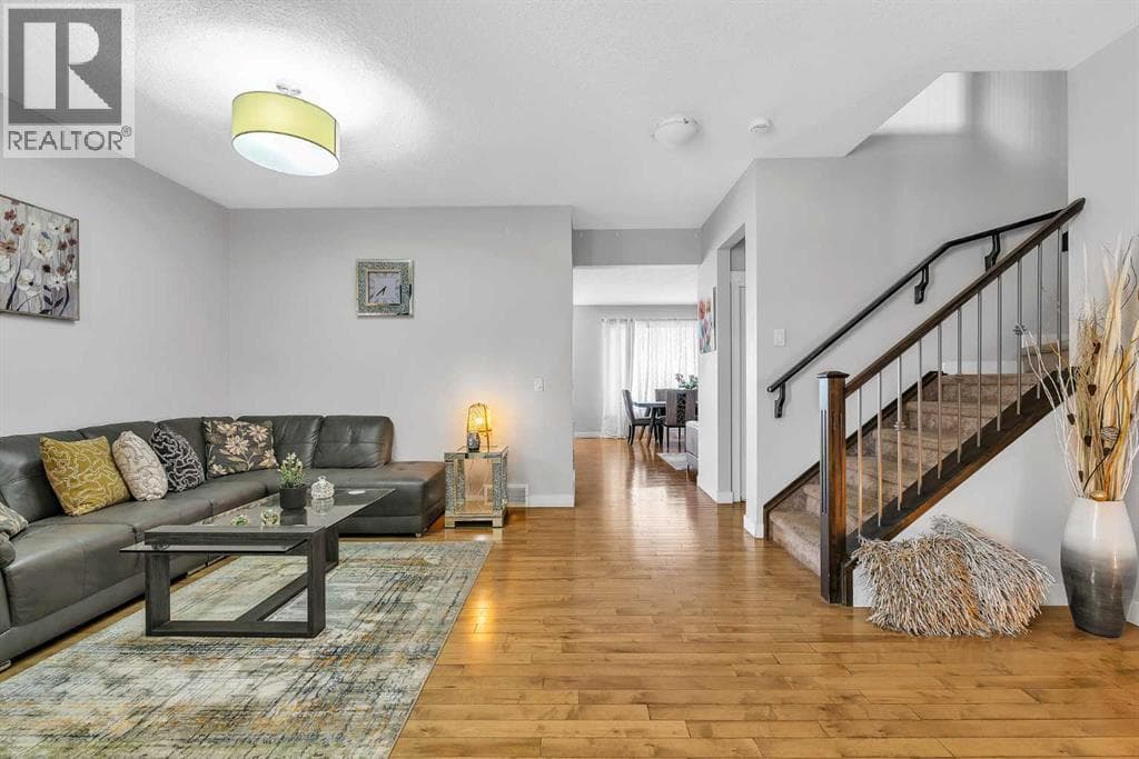 172 Sherwood Square NW — photo 5