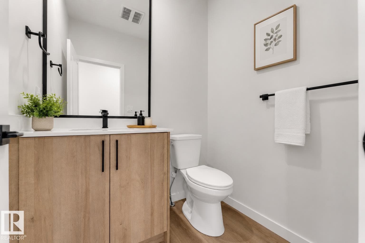 117 Calvinia LI — photo 2