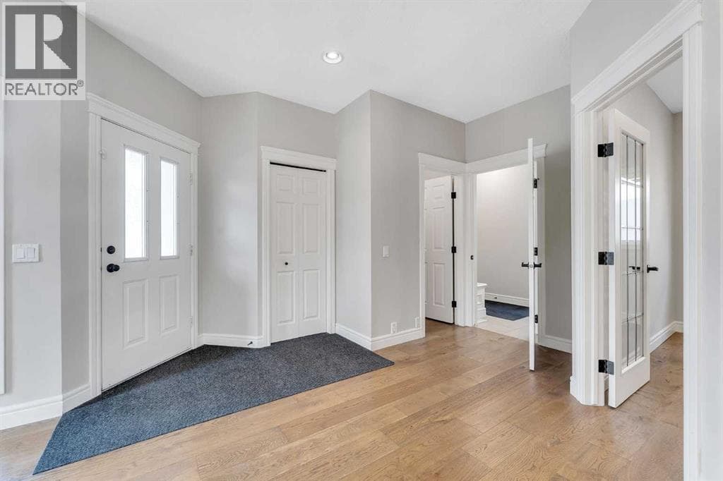 202 Coral Reef Manor NE — photo 3