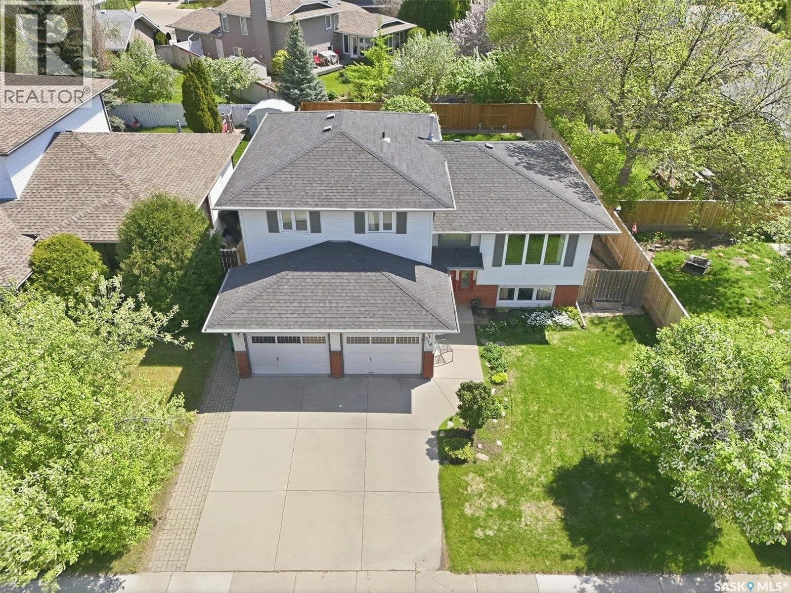 314 Bornstein CRESCENT — photo 2