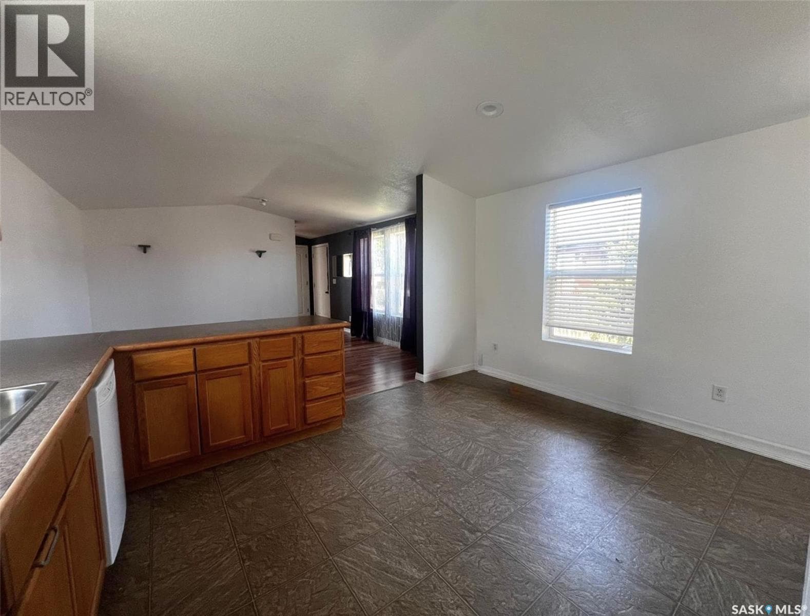 132 Prairie Sun COURT — photo 4