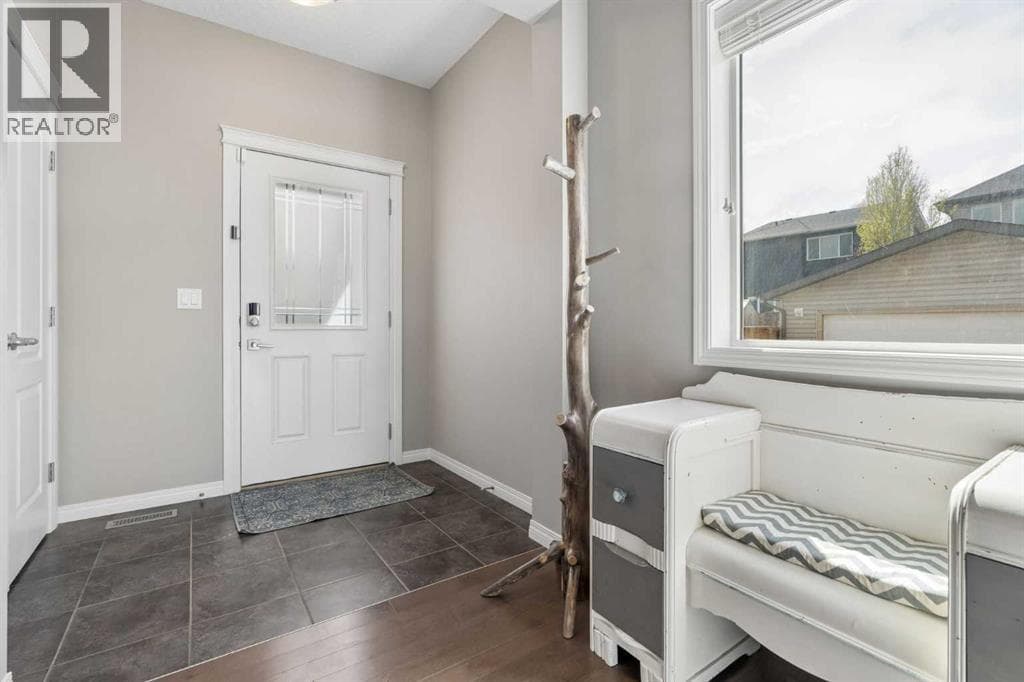 108 Sage Bank Crescent NW — photo 3