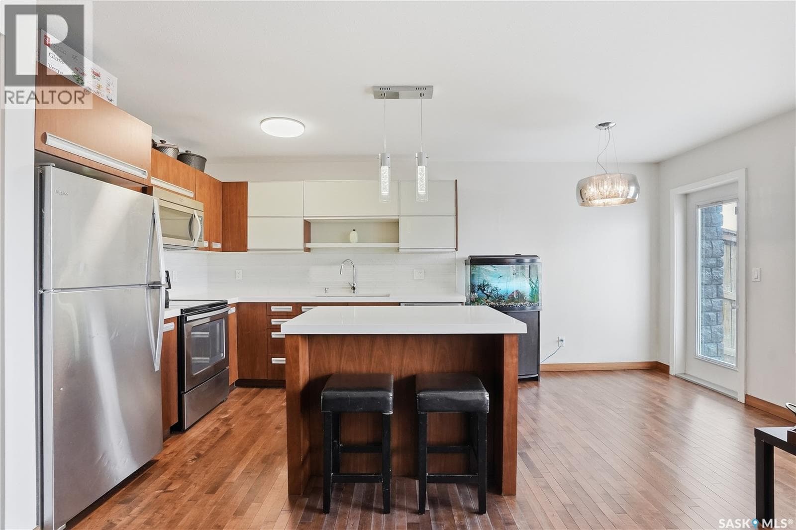 514 2012 Pohorecky CRESCENT — photo 3