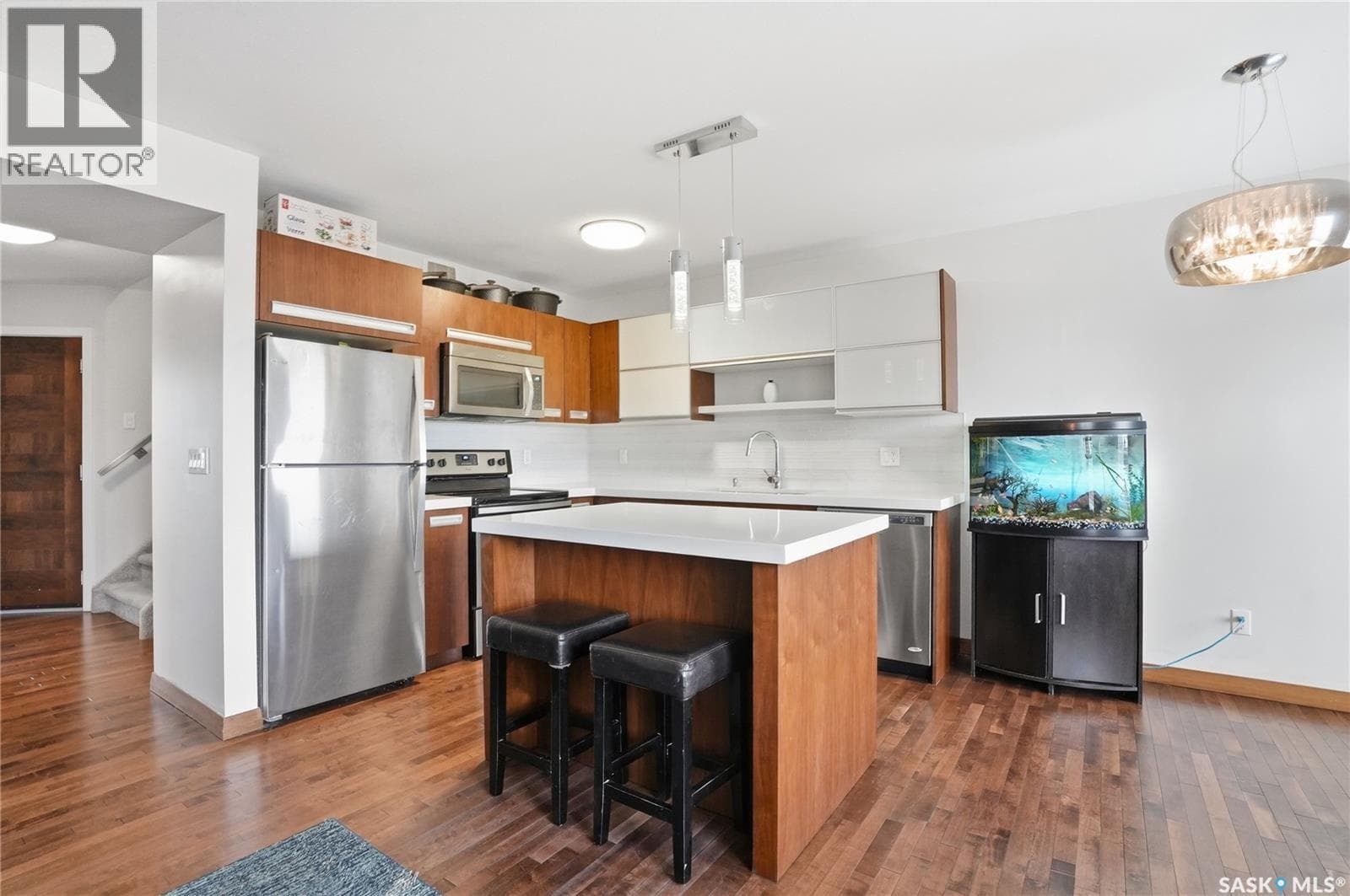 514 2012 Pohorecky CRESCENT — photo 4