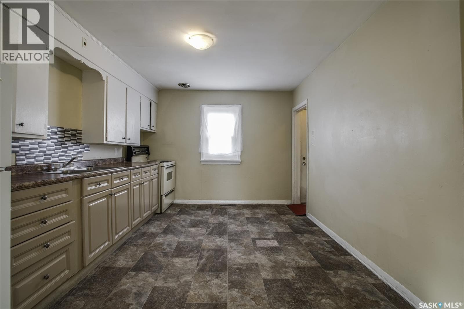327 Q AVENUE S — photo 5