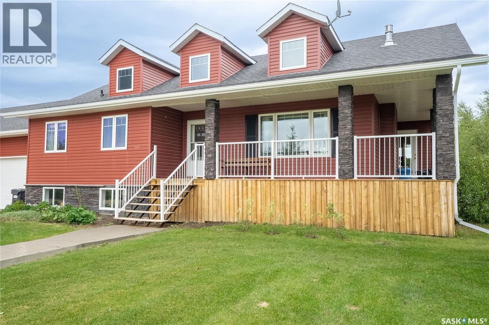 21 Heritage DRIVE — photo 3