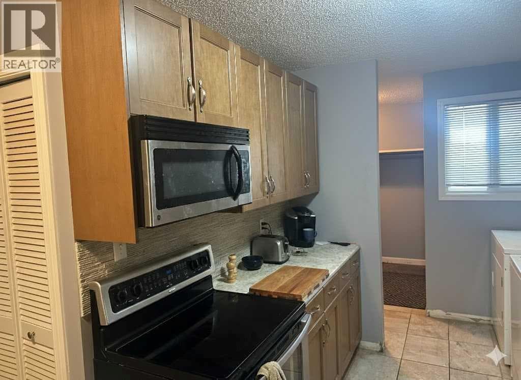 3105, 7201 Poplar Drive — photo 3
