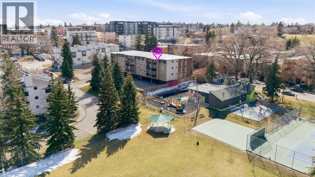302, 2508 17 Street SW — photo 2