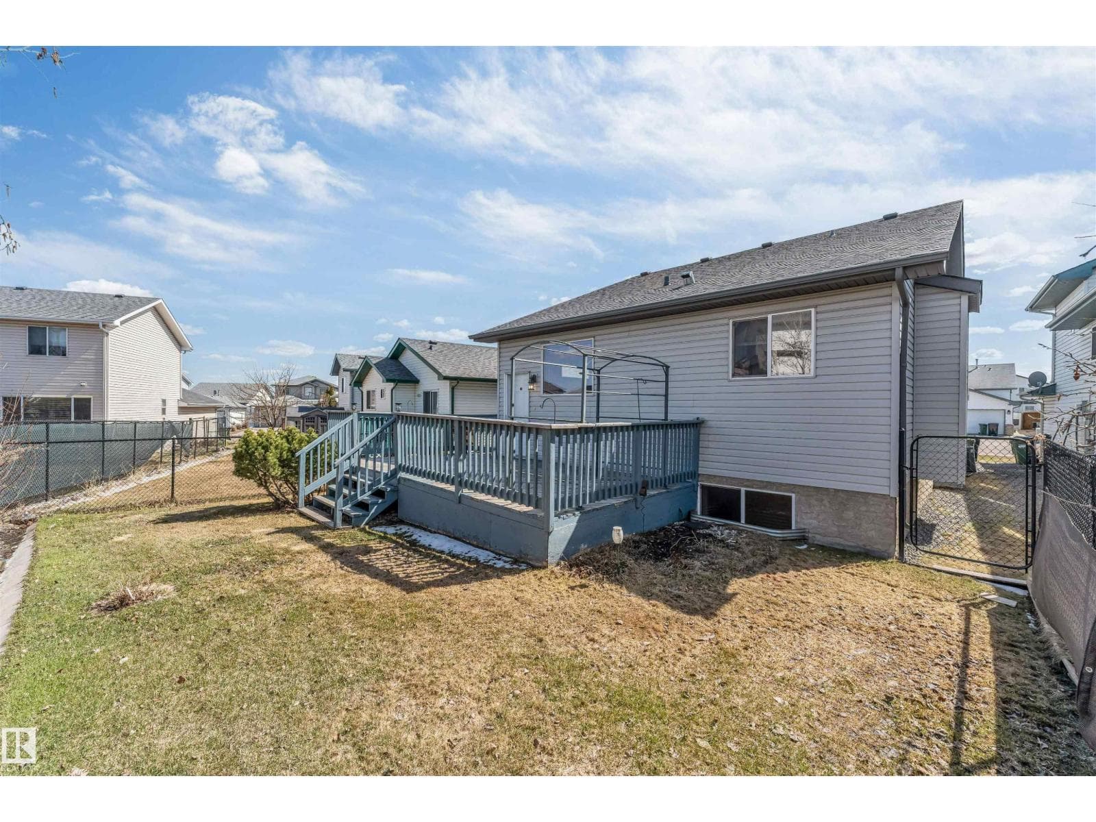 4812 148 AV NW — photo 3
