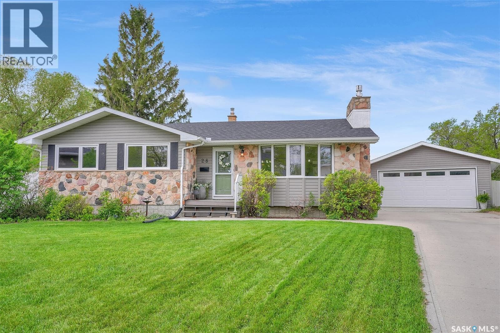 28 PLEASANTVIEW BAY