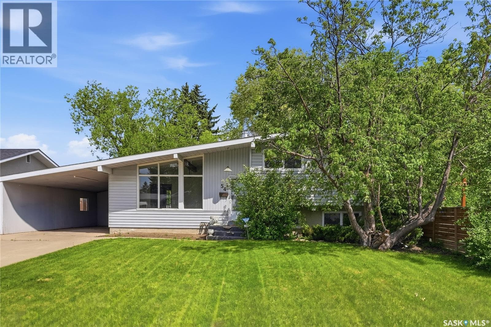 54 St Lawrence CRESCENT