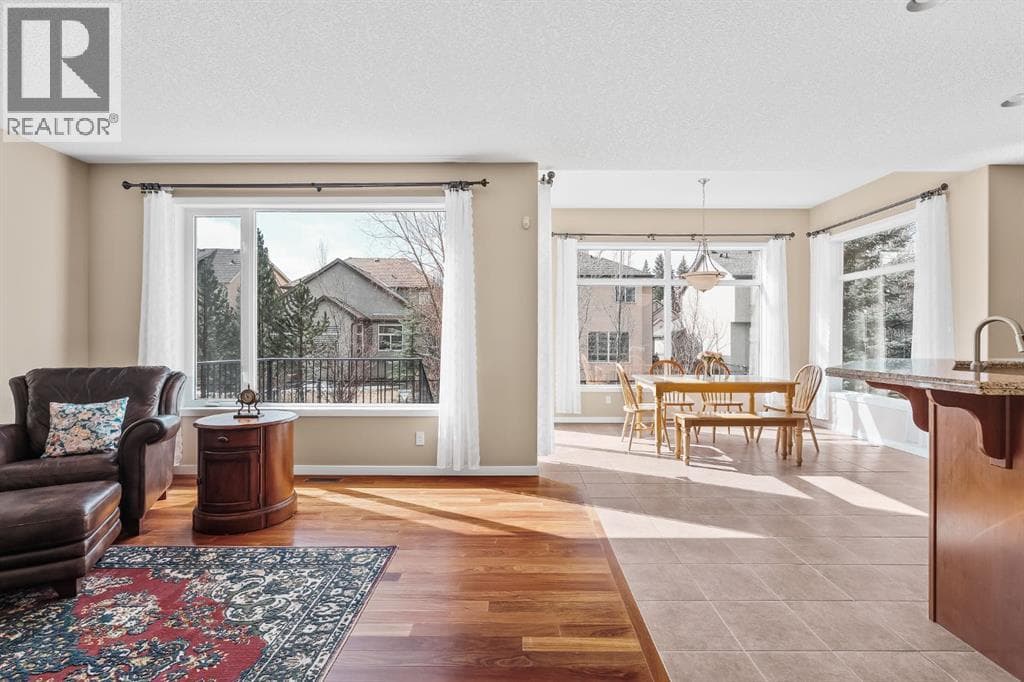 430 Discovery Ridge Boulevard SW — photo 4