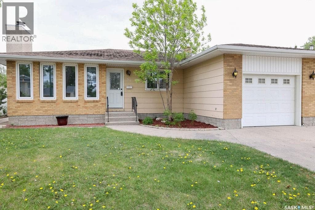 35 Chase CRESCENT