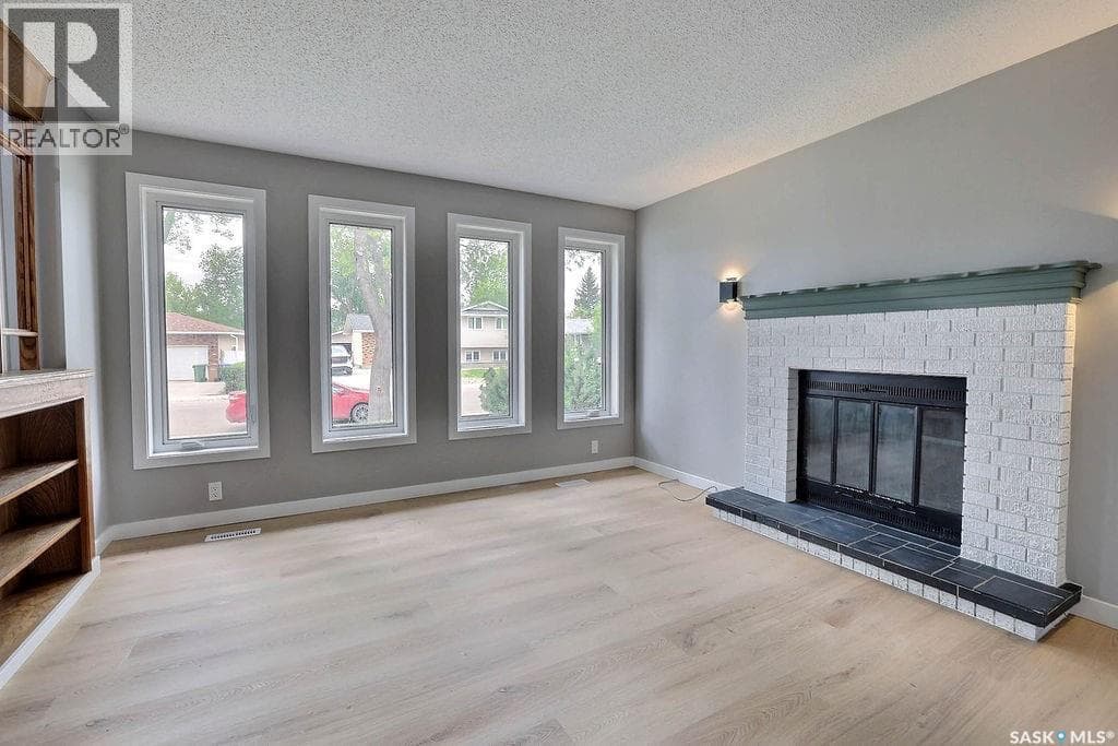35 Chase CRESCENT — photo 3