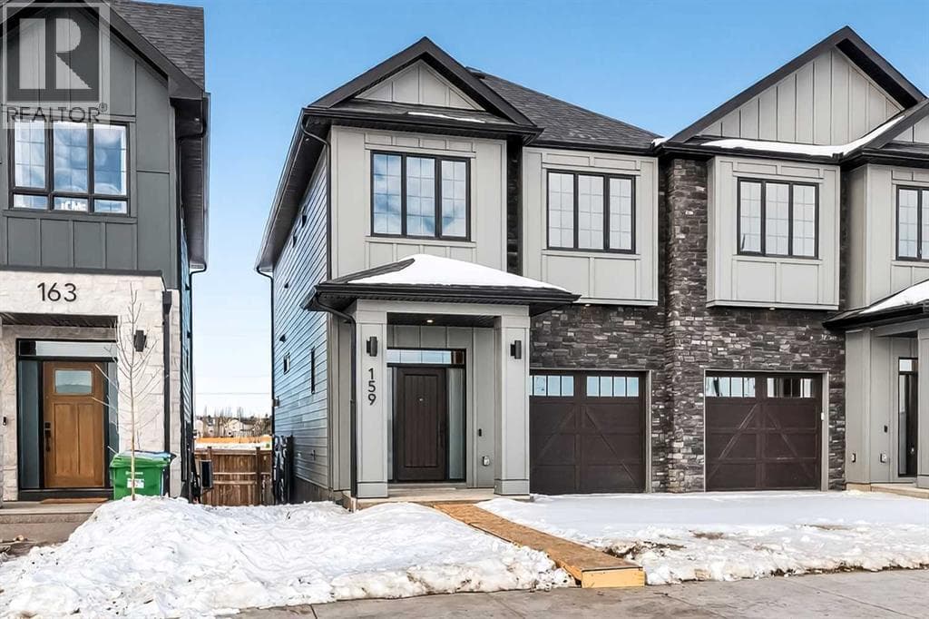 159 Greenwich Drive NW